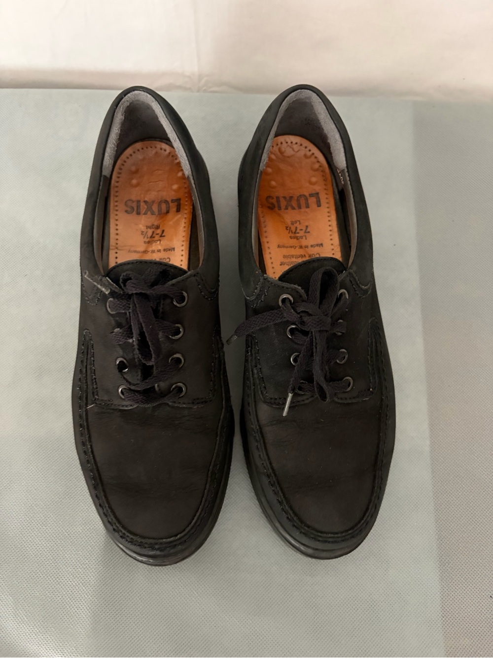 Luxis Black Leather Lace Up Oxfords Womens Size 7.5 Germany (B209)